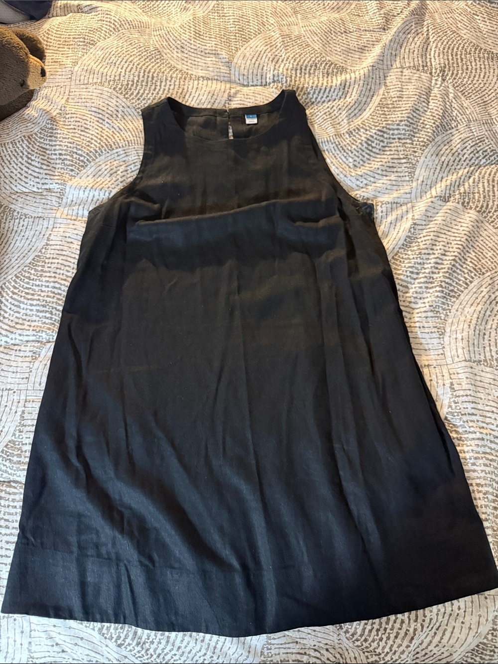 Old Navy Black Sleeveless Shift Dress